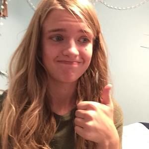 Meet your Posher, Ella